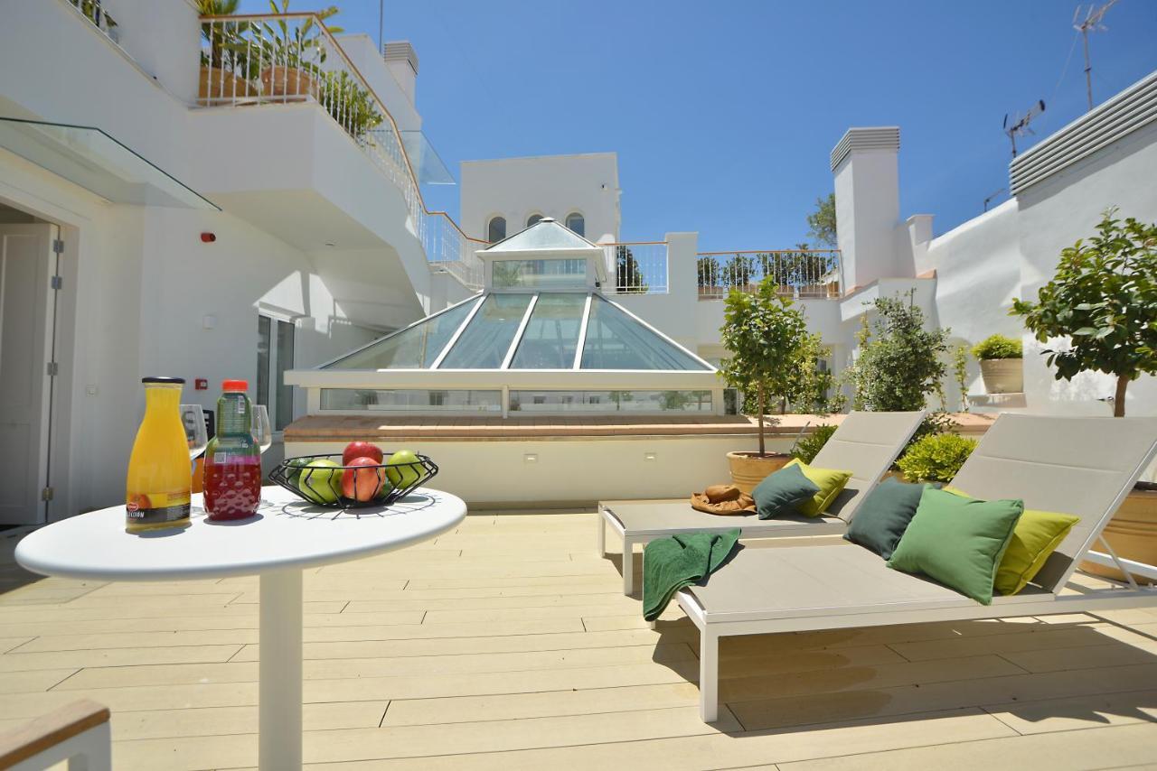 Plaza Mina - Adults Recommended By Luxury