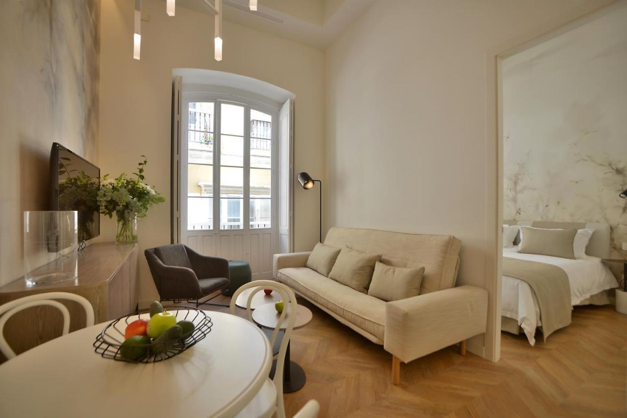 Aparthotel Plaza Mina - Adults Recommended By Luxury 5*