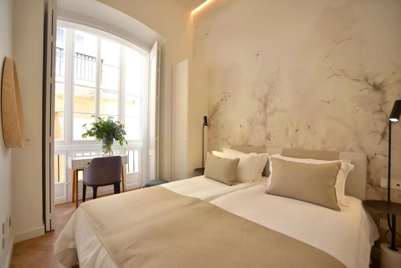 Plaza Mina - Adults Recommended By Luxury