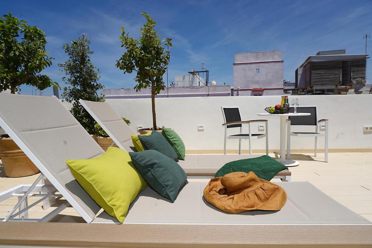 Plaza Mina - Adults Recommended By Luxury
