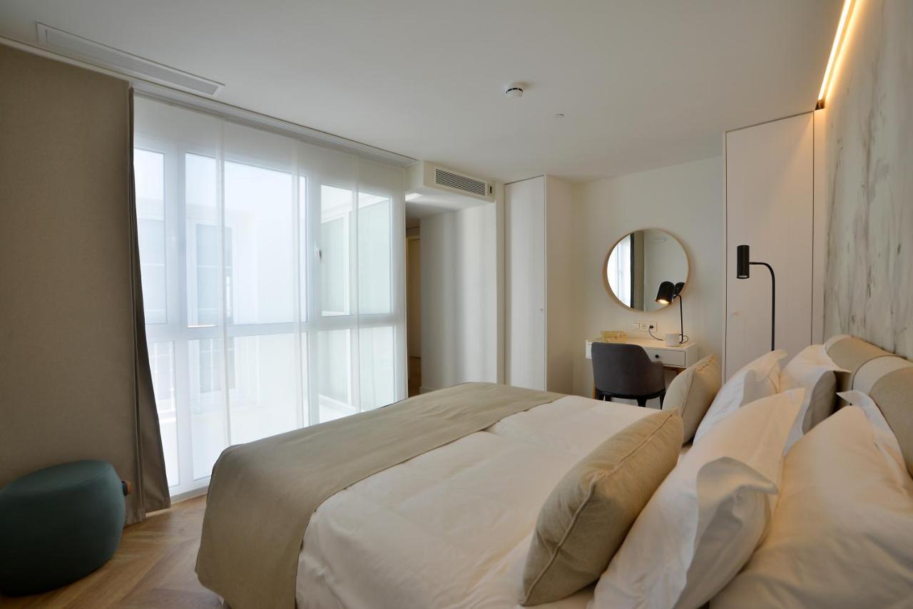 Plaza Mina - Adults Recommended By Luxury