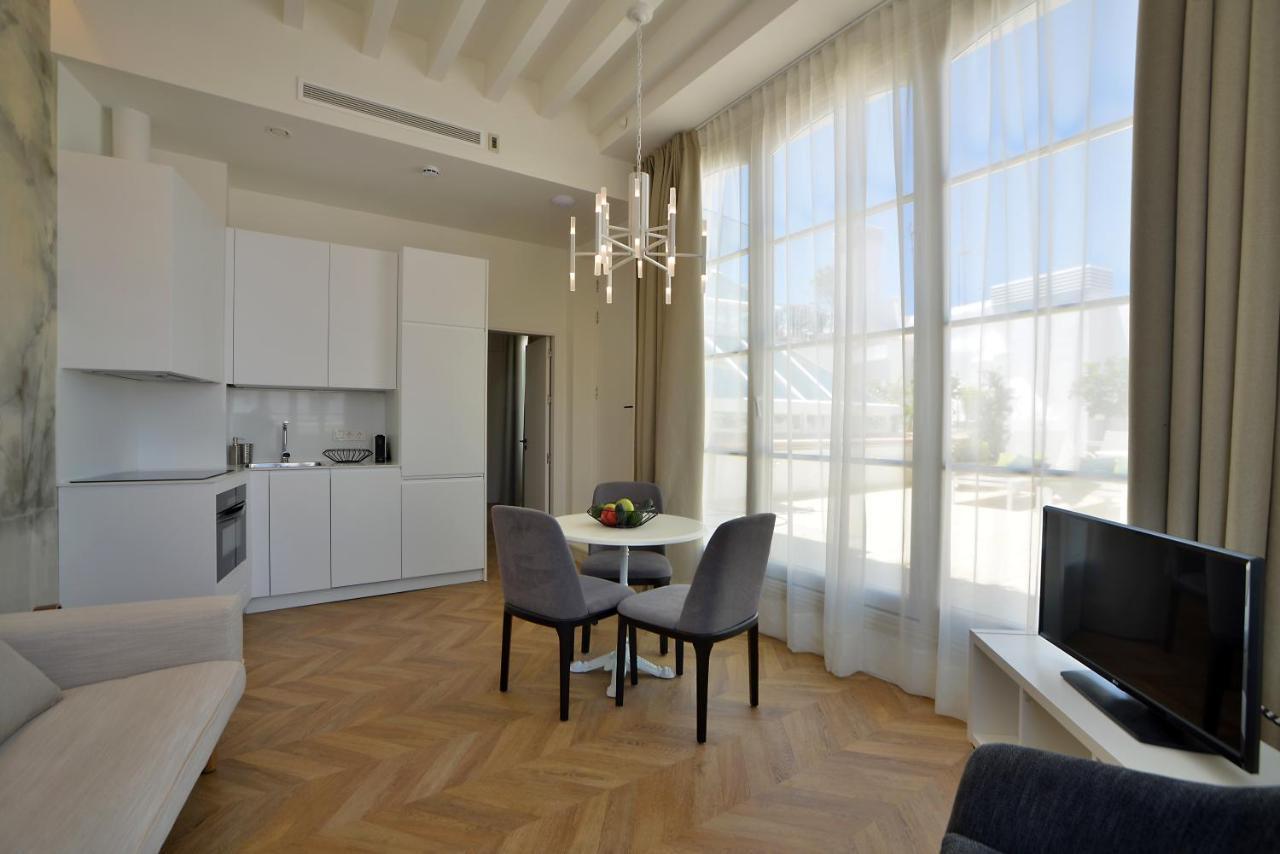 Plaza Mina - Adults Recommended By Luxury 5* Cádiz