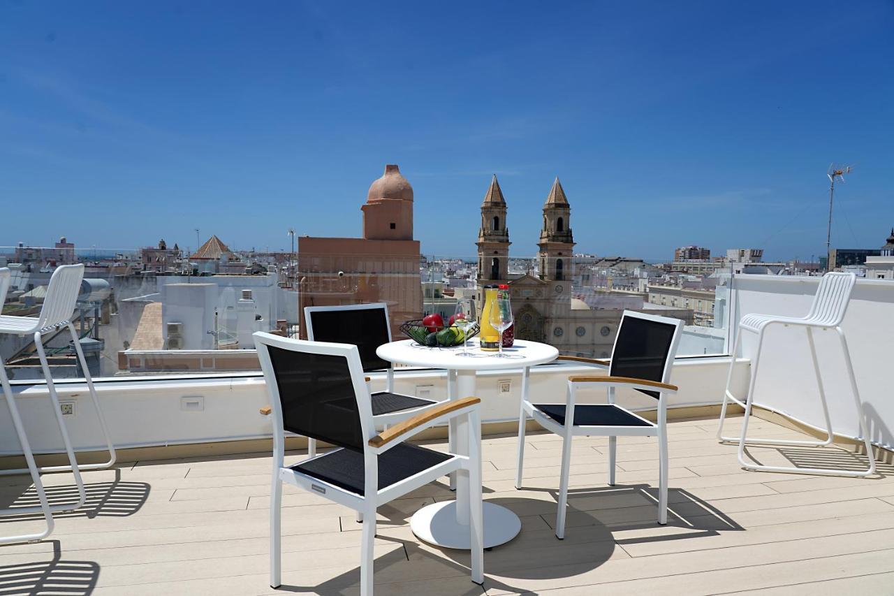 Plaza Mina - Adults Recommended By Luxury