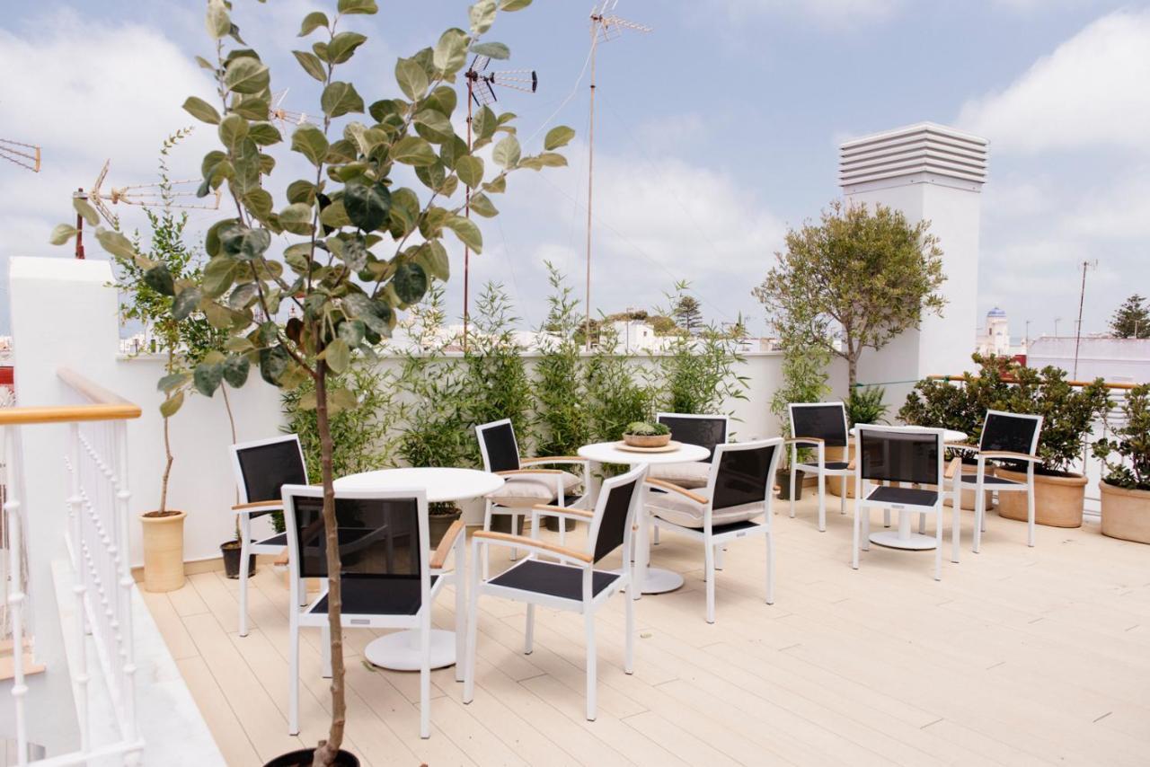 Plaza Mina - Adults Recommended By Luxury Cádiz