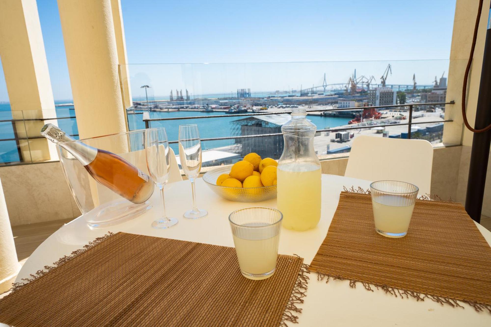 Aparthotel Plaza Mina - Adults Recommended By Luxury Cádiz